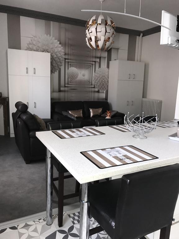Residence La Farandole Віші Екстер'єр фото